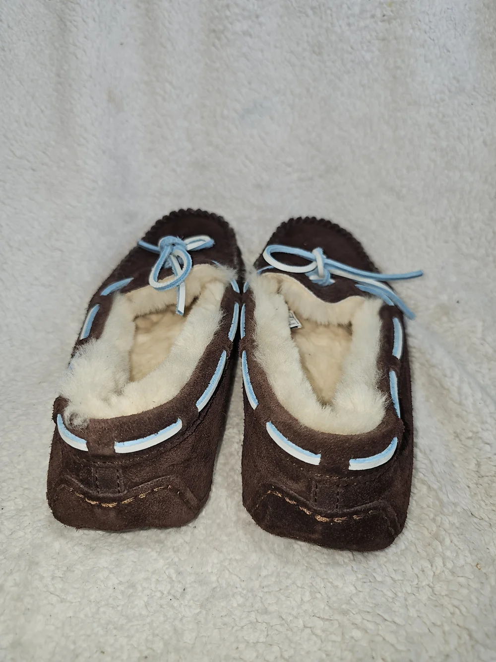 UGG Dakota Chocolate & Blue Suede Moccasin Slippers Shoes WOMEN'S SIZE 8.